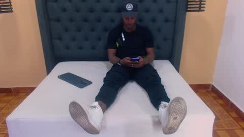 Vicent  online show from 12.29.24