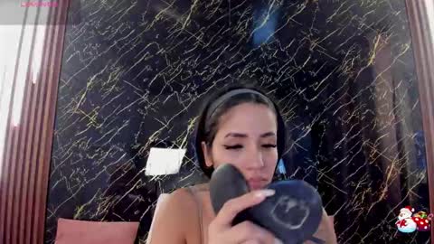 Vichy  Everyday From 1400 to 2130 Col Time online show from 01.15.26