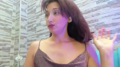 Snapshot of vicky__skinny_ chatting on 03.11.25 Vicky online show from 03.11.25