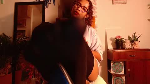 Vicky  online show from 03.01.25