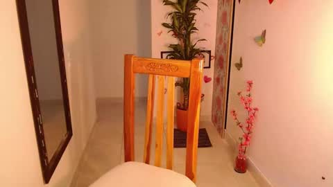 Vicky  online show from 03.01.25