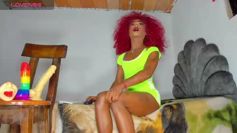 Snapshot of vicky_hotteei chatting on 06.14.26 vicky manuela online show from 06.14.26