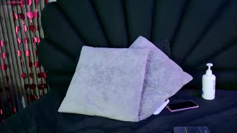 vicky_lopezz_ online show from 03.12.26