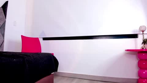 Snapshot of vicky_rojas chatting on 12.06.24 Victory TOMORROW AM online show from 12.06.24