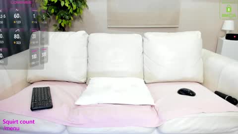 Victoria online show from 01.20.25