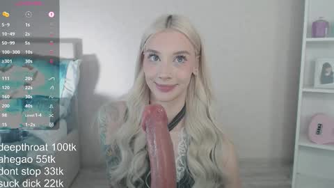 Snapshot of vickyfuckingdoll chatting on 03.09.26 vickyfuckingdoll online show from 03.09.26