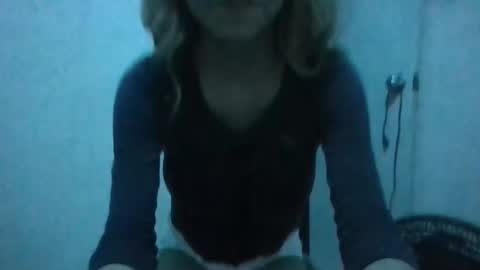 Snapshot of vickytranny chatting on 03.12.26 vickytranny online show from 03.12.26