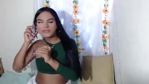 Snapshot of vickyxdany chatting on 05.01.26 vickyxdany online show from 05.01.26