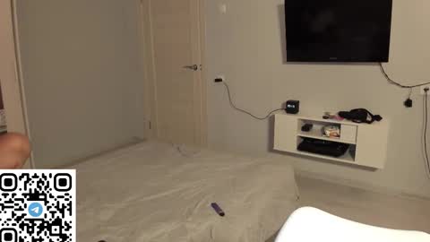 Vic online show from 10.04.25