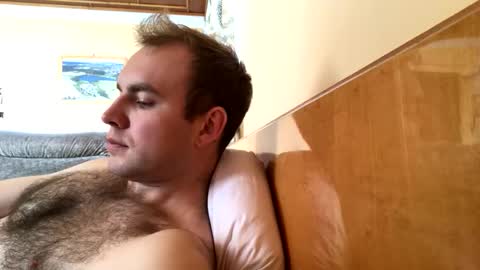 Snapshot of victor6089 chatting on 10.21.25 Jakub online show from 10.21.25