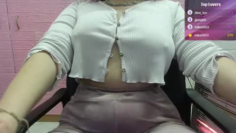 Snapshot of victoreiya chatting on 02.12.25 Victoreiya online show from 02.12.25