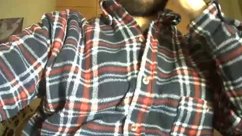 Snapshot of victorhume chatting on 12.15.24 VictorHume online show from 12.15.24