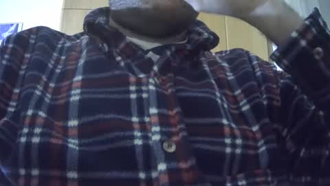 Snapshot of victorhume chatting on 02.19.25 VictorHume online show from 02.19.25