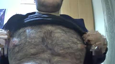 Snapshot of victorhume chatting on 11.05.25 VictorHume online show from 11.05.25