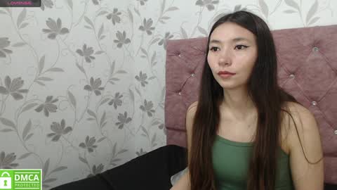 Snapshot of victoria017 chatting on 12.21.24 Victoria  online show from 12.21.24