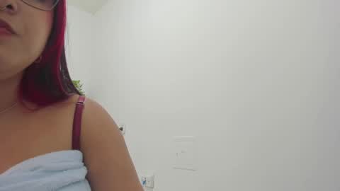 Victoria online show from 02.28.25