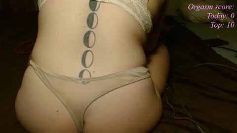 Victoria97 online show from 10.29.25