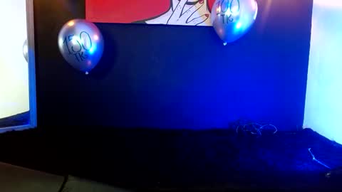 Snapshot of victoria_1126 chatting on 03.25.26 victoria_1126 online show from 03.25.26