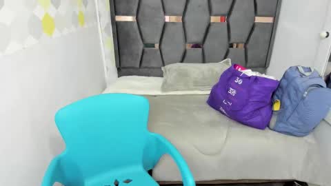 Snapshot of victoria_adamns chatting on 09.10.25 V I C T O R I A online show from 09.10.25