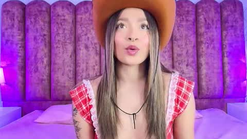  Victoria for you  online show from 09.25.25