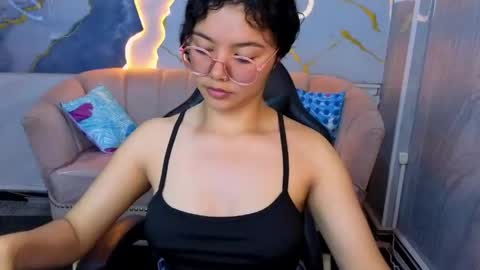 victoria_castillo_b online show from 04.16.26