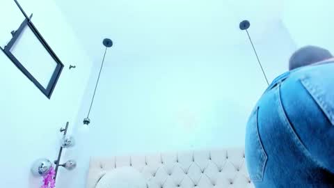 Snapshot of victoria_colemann chatting on 11.17.25 Victoria online show from 11.17.25