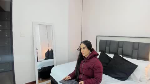 valentina online show from 11.30.25