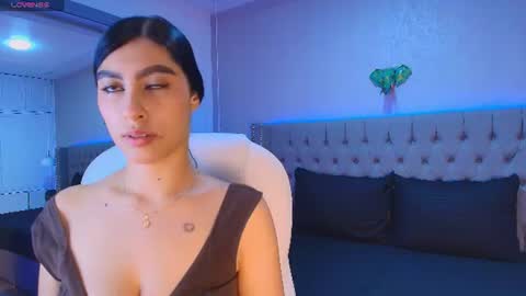 Snapshot of victoria_ellington chatting on 06.14.26 online show from 06.14.26