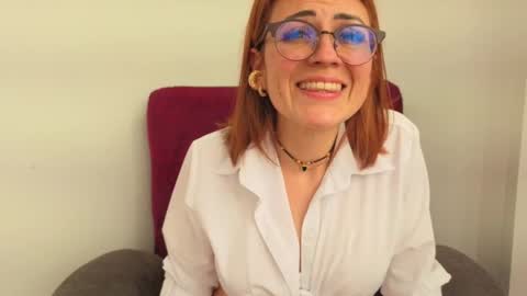 Snapshot of victoria_fallon chatting on 10.07.25 VICTORIA online show from 10.07.25