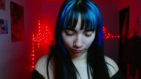 Snapshot of victoria_goddes chatting on 06.19.26 victoria online show from 06.19.26