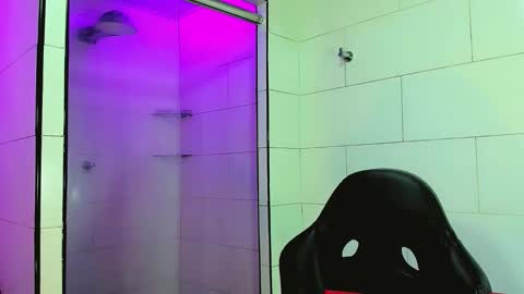 Victoria online show from 11.05.25