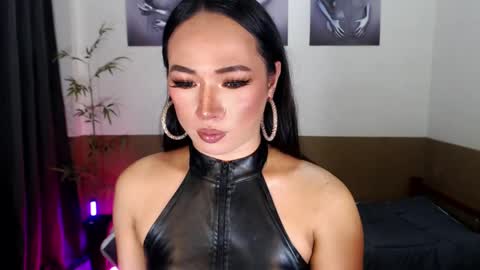 Snapshot of victoria_madness_dominatrix chatting on 04.21.26 Victoria online show from 04.21.26