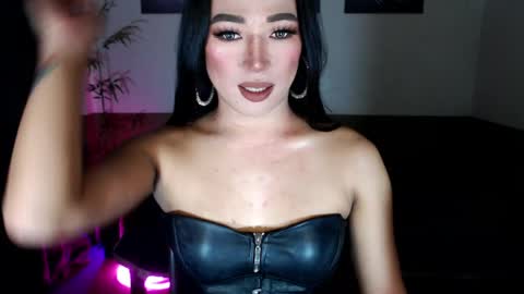 Snapshot of victoria_madness_dominatrix chatting on 04.23.26 Victoria online show from 04.23.26