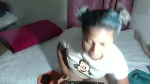 VICKY online show from 02.06.25