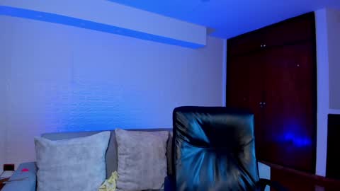 Victoria   Everyday From 1400 to 2130 Col Time online show from 02.07.25