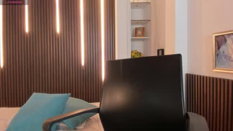 Victoria   Everyday From 1400 to 2130 Col Time online show from 09.27.25