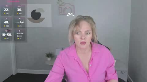 Snapshot of victoria_nelson chatting on 05.01.26 Victoria My schedule for the week 2 GMT 3am-9am TuWeThFrSa online show from 05.01.26
