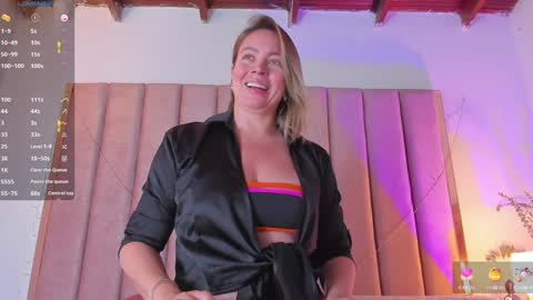 Snapshot of victoria_rash chatting on 12.30.24 VICTORIA online show from 12.30.24