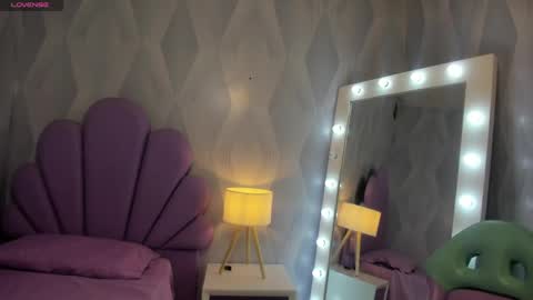 Snapshot of victoria_rico chatting on 04.05.26 Victoria online show from 04.05.26