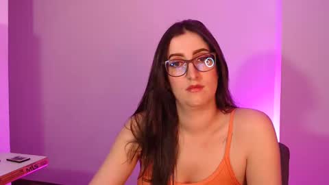 Victoria online show from 12.23.24