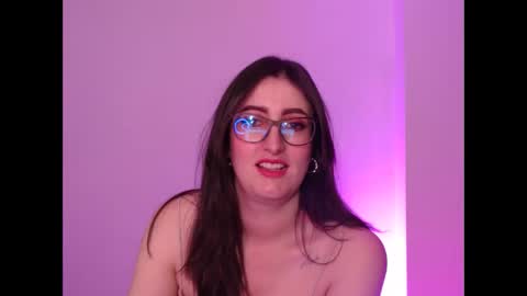 Victoria online show from 01.17.25