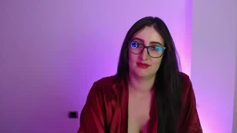 Victoria online show from 02.03.25