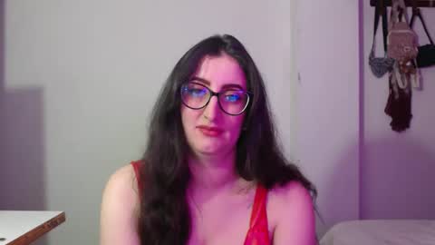 Snapshot of victoria_riider chatting on 02.11.26 Victoria online show from 02.11.26