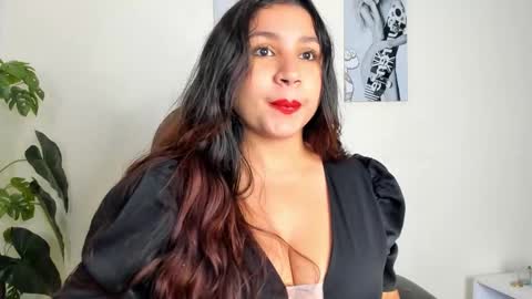 Snapshot of victoria_rossee chatting on 02.02.26 VICTORIA online show from 02.02.26