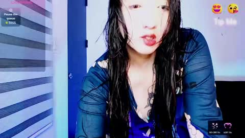 Victoria online show from 04.23.26