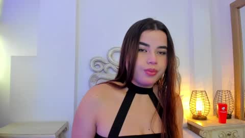 Snapshot of victoria_vallejo chatting on 01.07.25 victoria  online show from 01.07.25