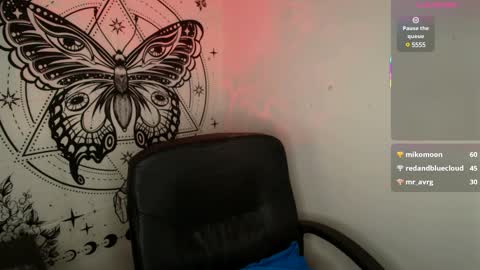 Victoria online show from 02.20.25