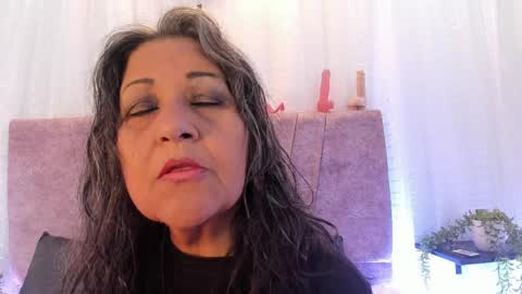 victoriaa_anderson_ online show from 04.01.26