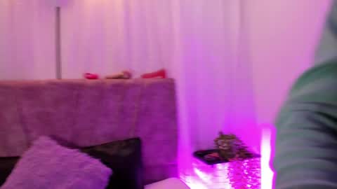 Snapshot of victoriaa_anderson_ chatting on 04.21.26 victoriaa_anderson_ online show from 04.21.26