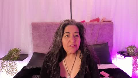 Snapshot of victoriaa_anderson_ chatting on 04.28.26 victoriaa_anderson_ online show from 04.28.26